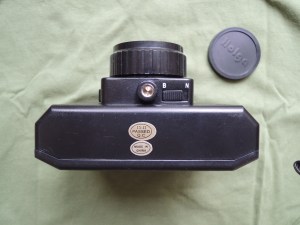 Holga 120N bottom