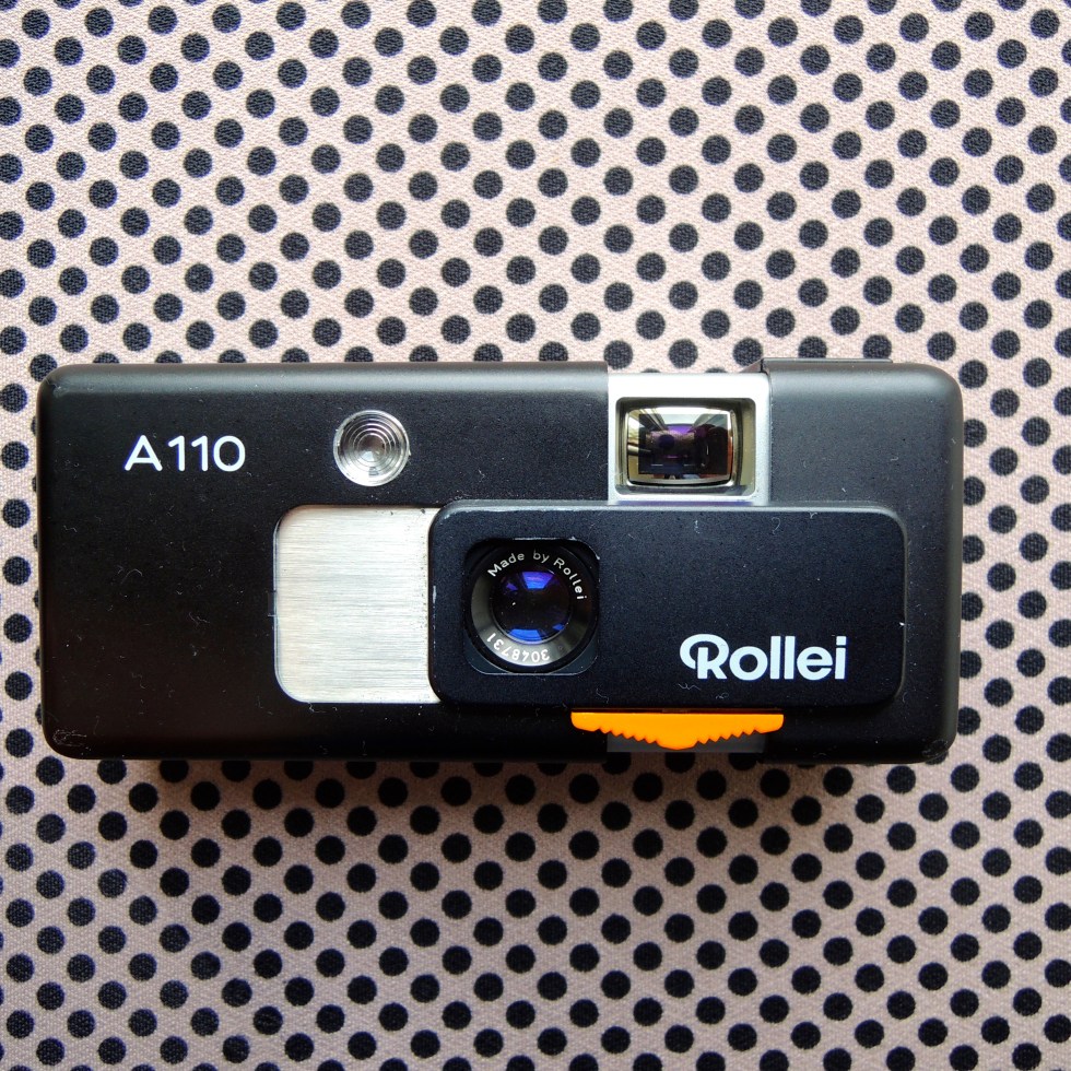 Rollei A110 front open