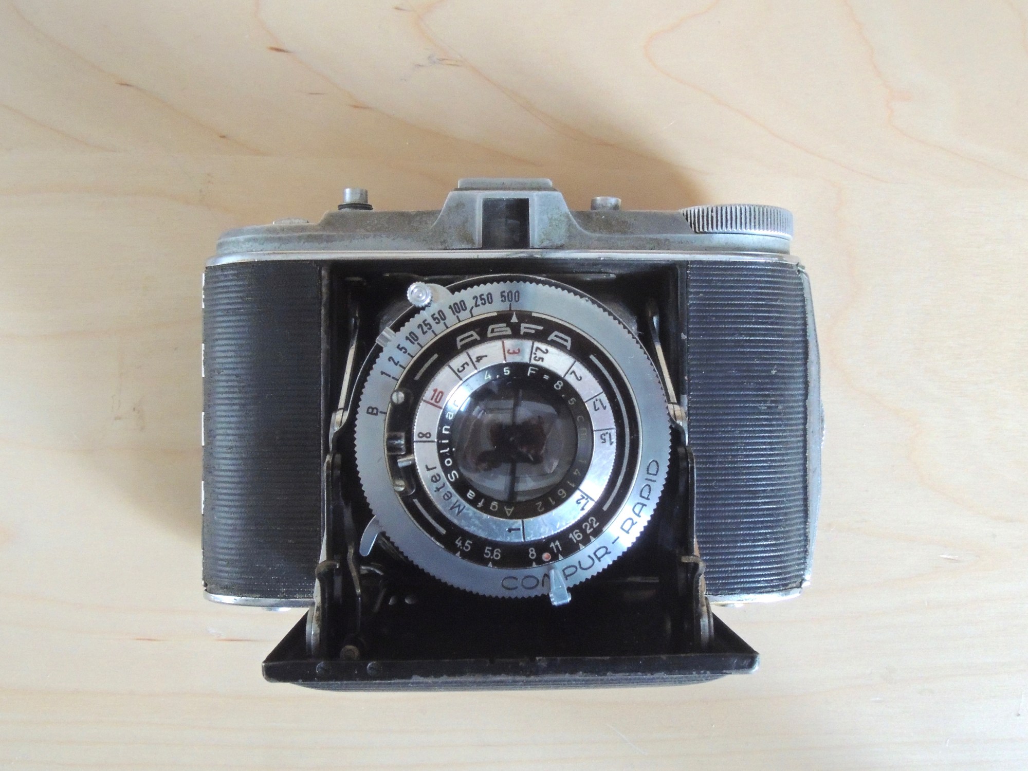 Agfa Isola 4.5 front